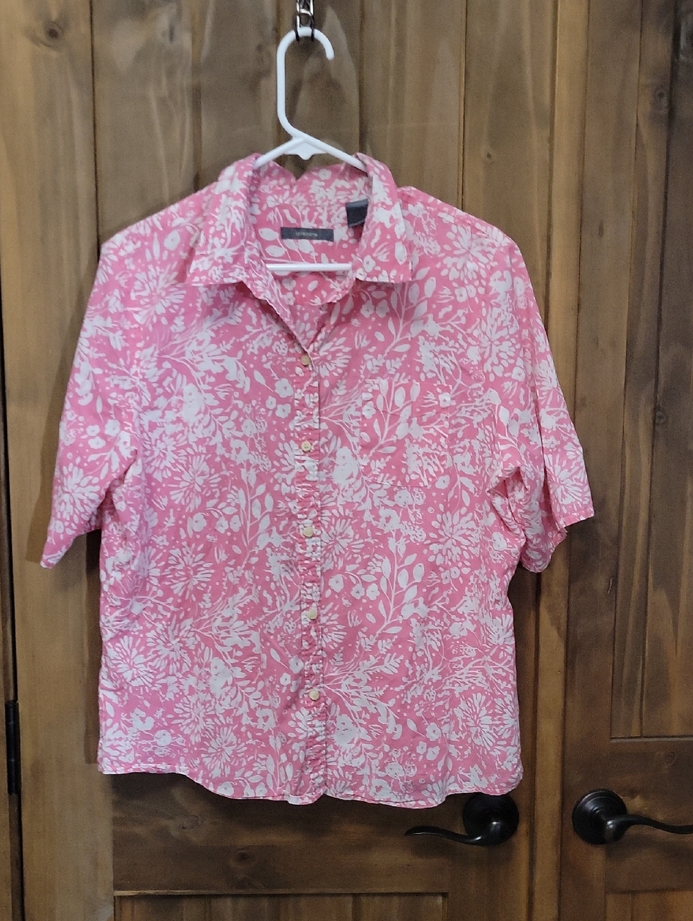 Pink Floral Short-Sleeve Button-Up Shirt